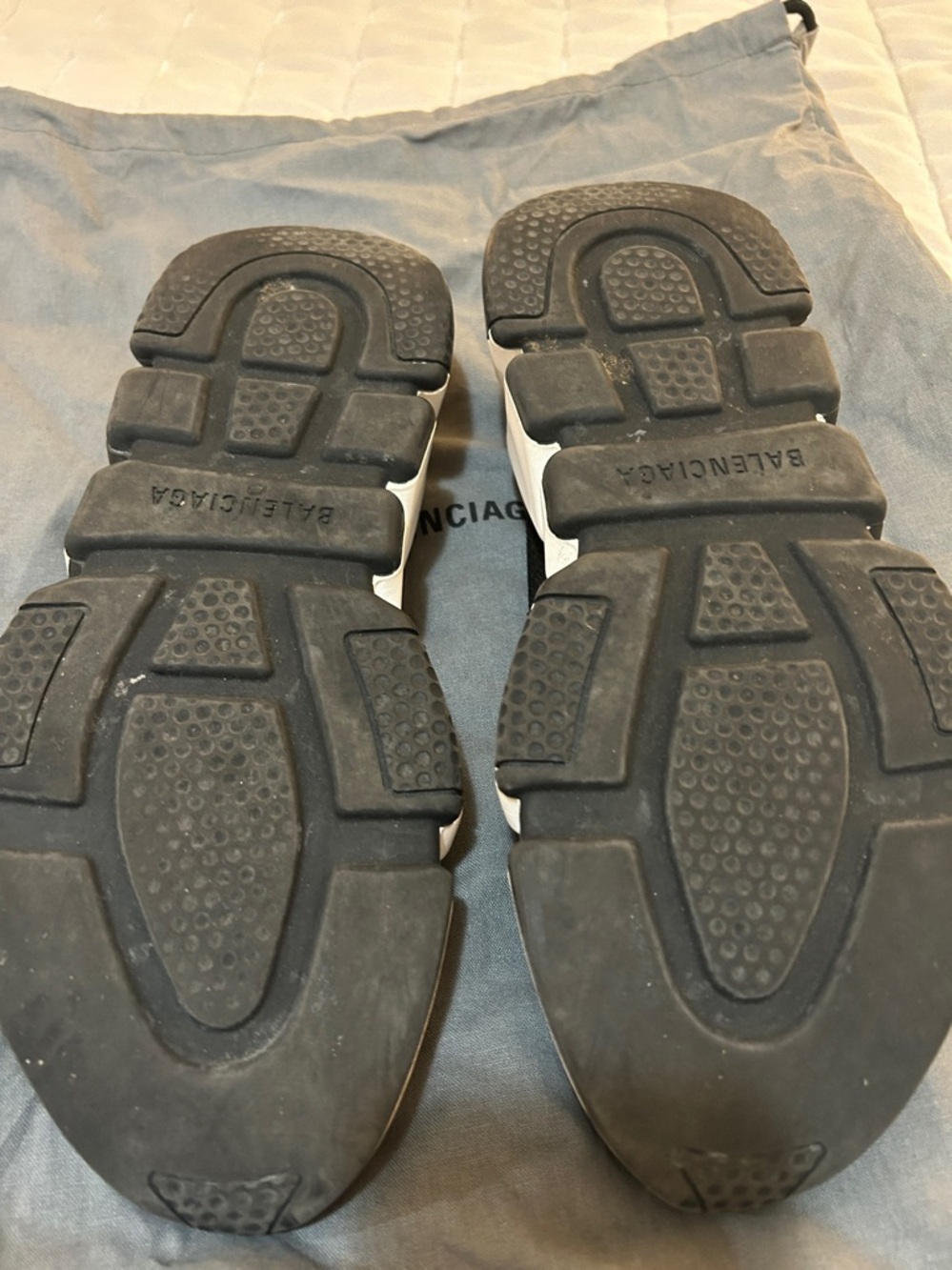 Balenciaga slip on sneaker - Picture 3 of 4